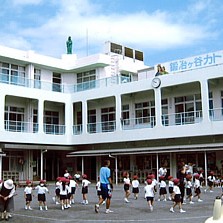 鍛冶ケ谷カトリック幼稚園の写真2