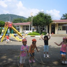 伊勢原市高部屋愛育保育園