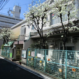 百人町保育園の写真2