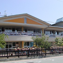 高山西保育園