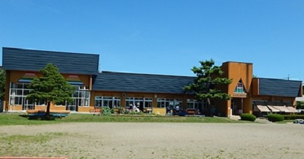 鳩岡崎保育園