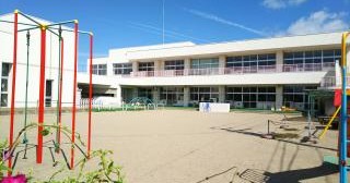 暁の星幼稚園