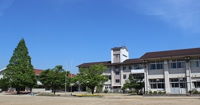 岡山市曽根保育園