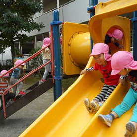日生あずさわ保育園ひびきの写真2