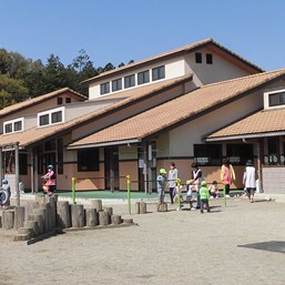 認定こども園さくらこども園