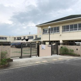 東栄幼稚園