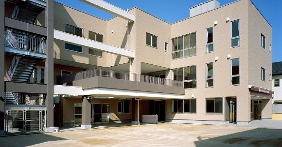認定こども園ロータスプリスクール西原