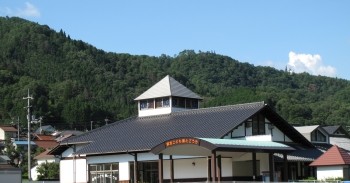 認定こども園とごうち