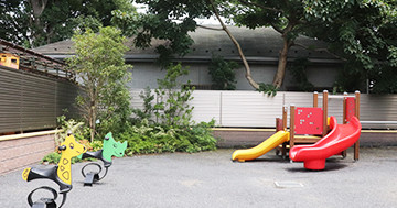 三鷹新川雲母保育園