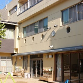 安朱保育園　小規模保育　遊戯館