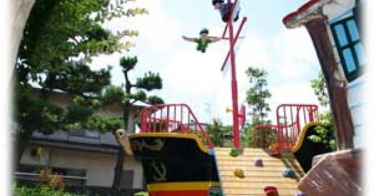 みつばちこども園