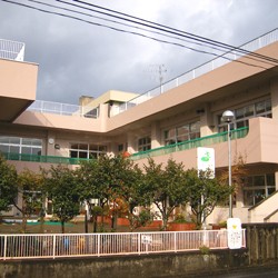 巻保育園