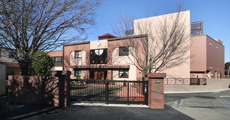 由井さゆり保育園