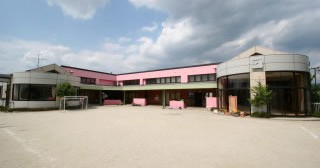 笛吹市立八代花鳥保育所