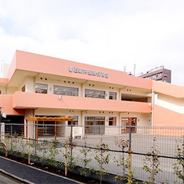 西新井聖華保育園