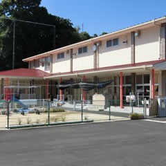 八束保育所
