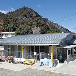 長者保育所