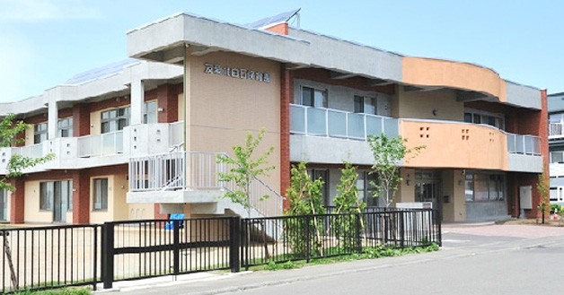 友愛北白石認定こども園