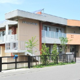 友愛北白石認定こども園