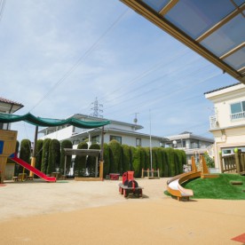 幼保連携型認定こども園　持子保育園の写真2