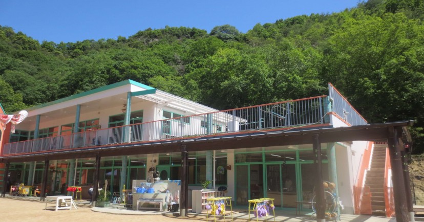 サンこども園