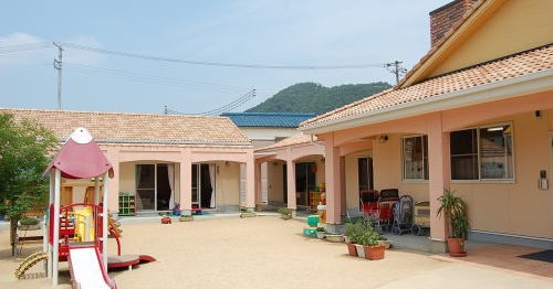 白鳥保育園八幡分園