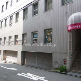 駅前かしの木保育園