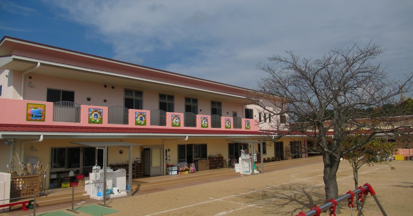 幼保連携型認定こども園　市場こども園