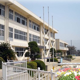 香芝市立二上幼稚園