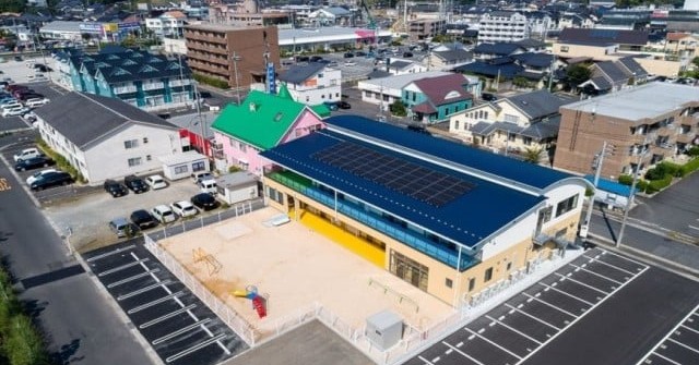 にじいろ保育園