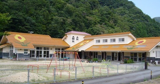 匹見保育所