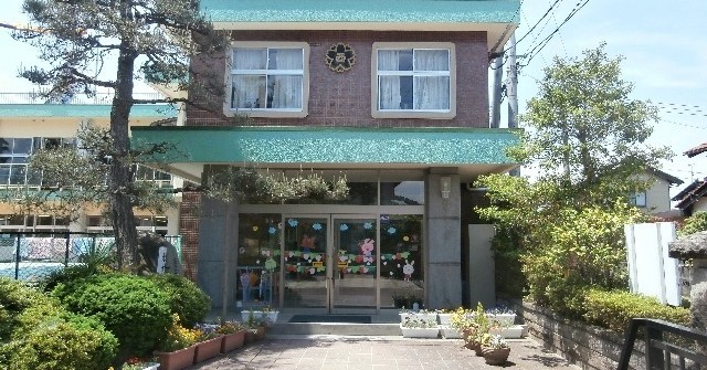 西倉吉保育園