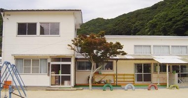 認定こども園　若松保育所