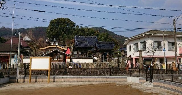 こども園るんびにい