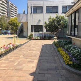 共愛こども園