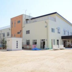 八尾市立安中ひかりこども園