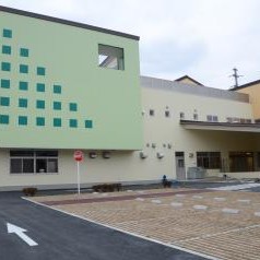 八尾市立東山本わかばこども園