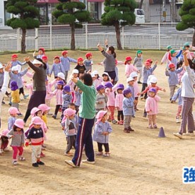 取石南こども園の写真2