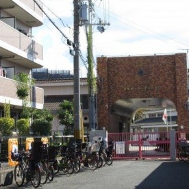 大阪狭山市立半田幼稚園の写真2