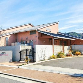 桃の木の森こども園