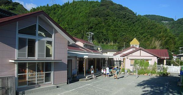 月影保育園