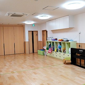 市川妙典雲母保育園