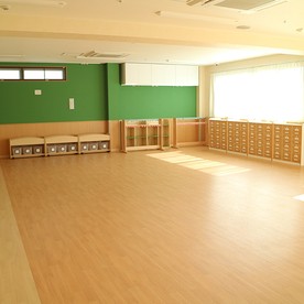 上白根病院 めぐみ保育園(企業主導型保育事業)
