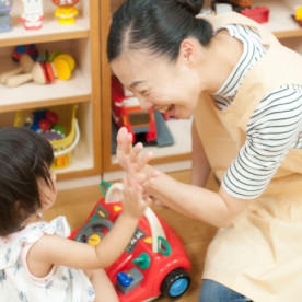 特定非営利活動法人　保育サービス　ひまわりママ
