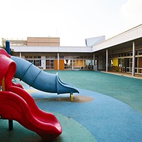 川口市立　川口駅前保育園の写真2