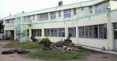 高根保育園
