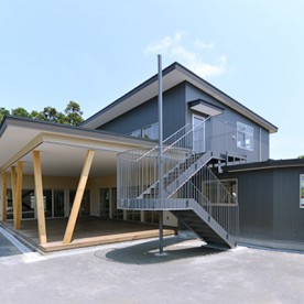 鳩の森愛の詩あすなろ保育園